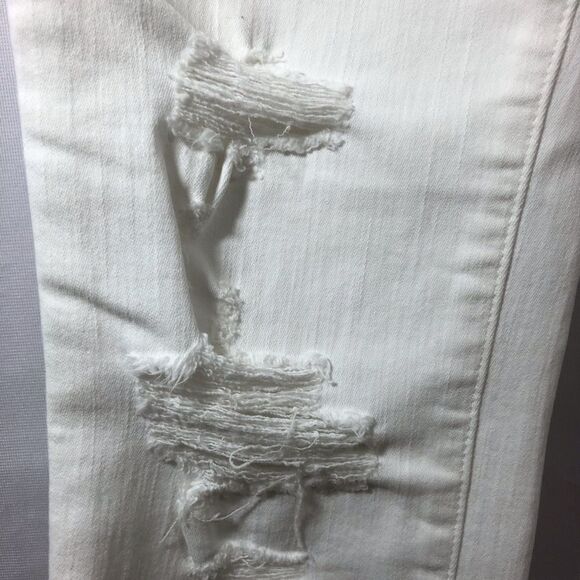 J. Brand Distressed White Jeans with Frayed Hems - Picture 8 of 11